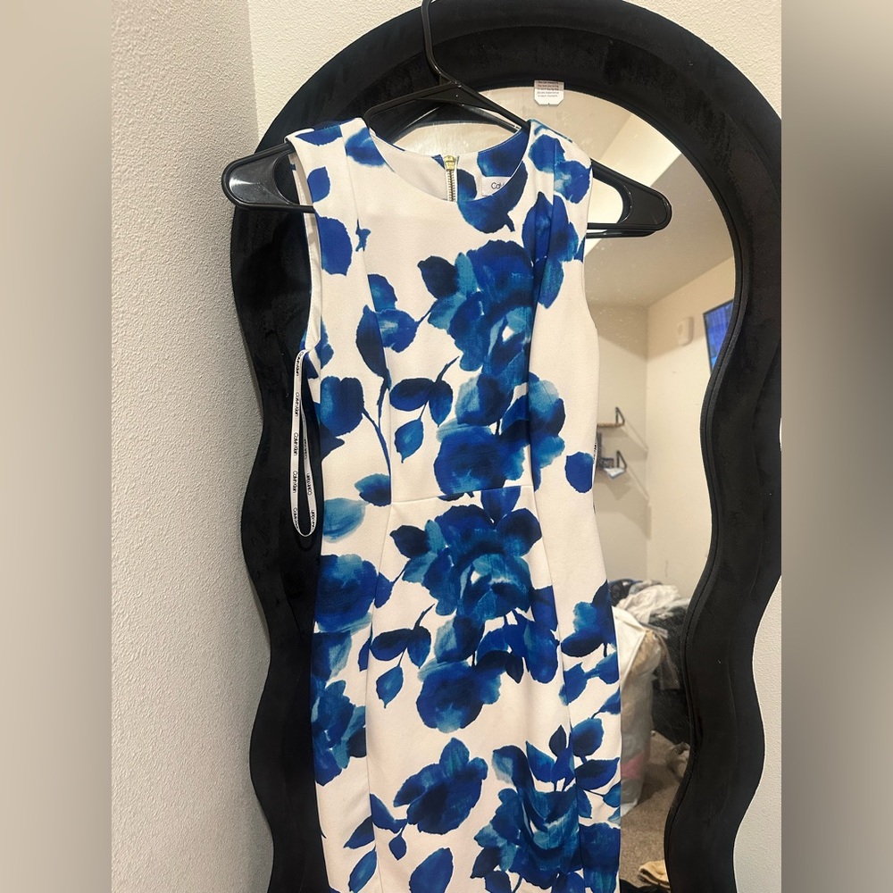 Stylish work dress!
